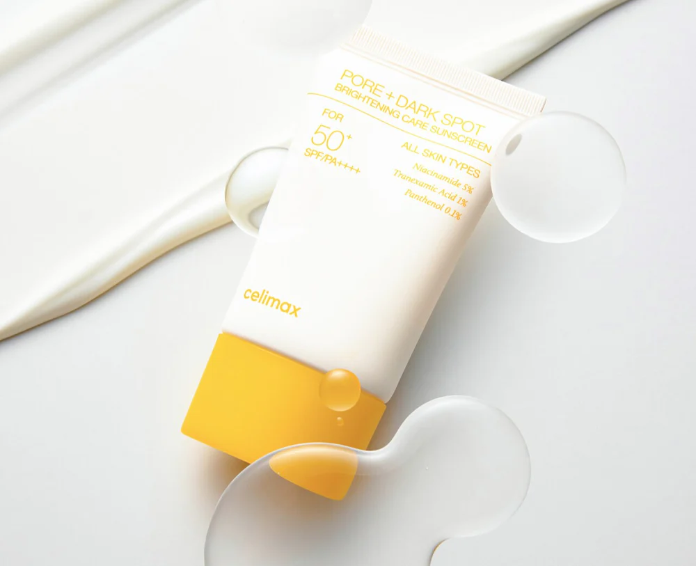 a portable mattifying sun stick with spf50+ pa++++ that controls oil, reduces shine, and provides easy reapplication throughout the day. a portable mattifying sun stick with spf50+ pa++++ that controls oil, reduces shine, and provides easy reapplication throughout the day.